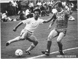 瓒崇悆鏇剧粡鐨勭粡鍏搁兘鎴愪负浼犲,褰撳勾瓒崇悆浼犲浜虹墿涓浗