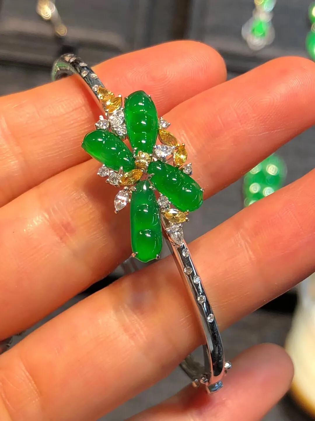 翡翠浓阳和正匀区别,翡翠的雾和肉