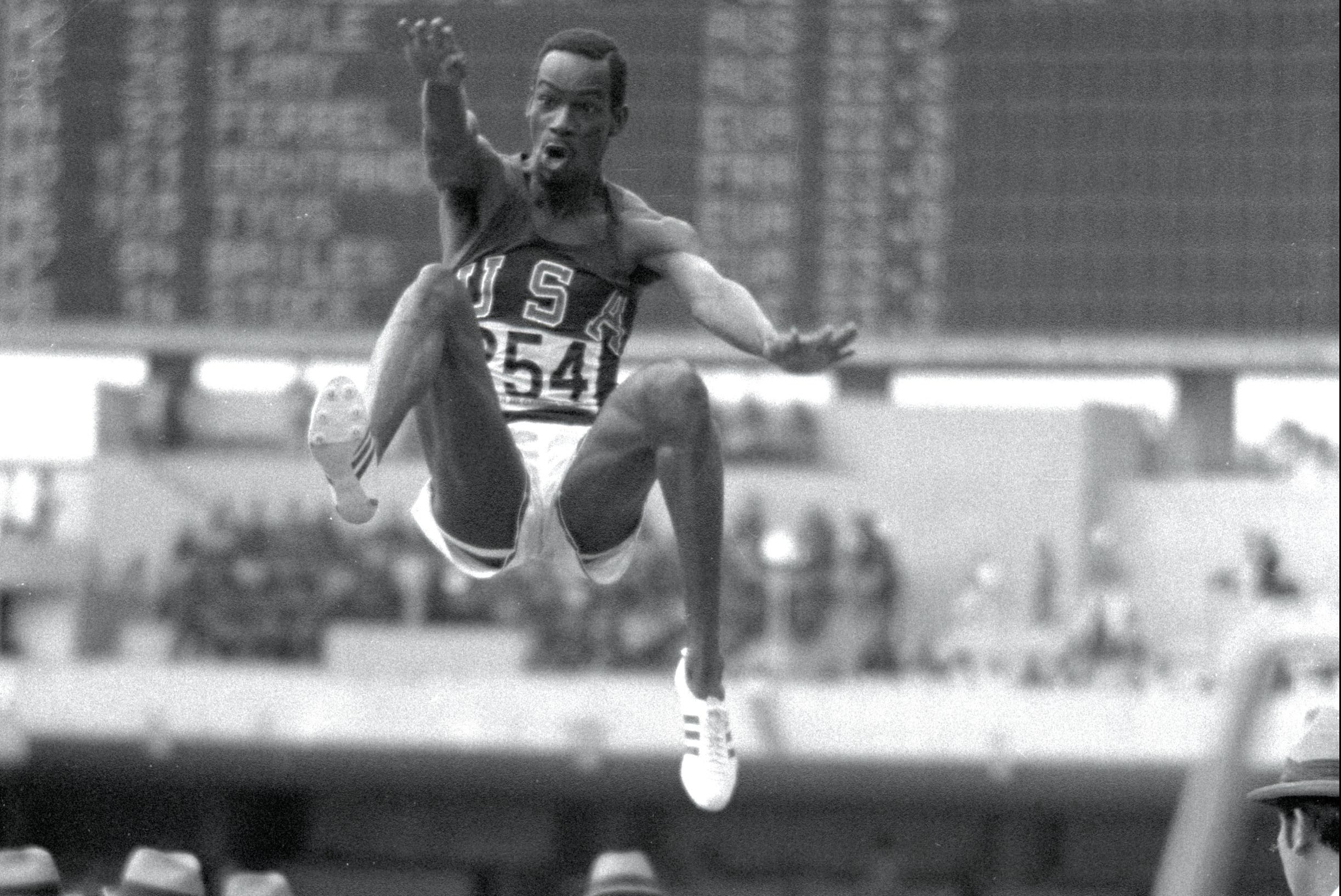 阿迪达斯背景故事,阿迪达斯的创业奋斗史