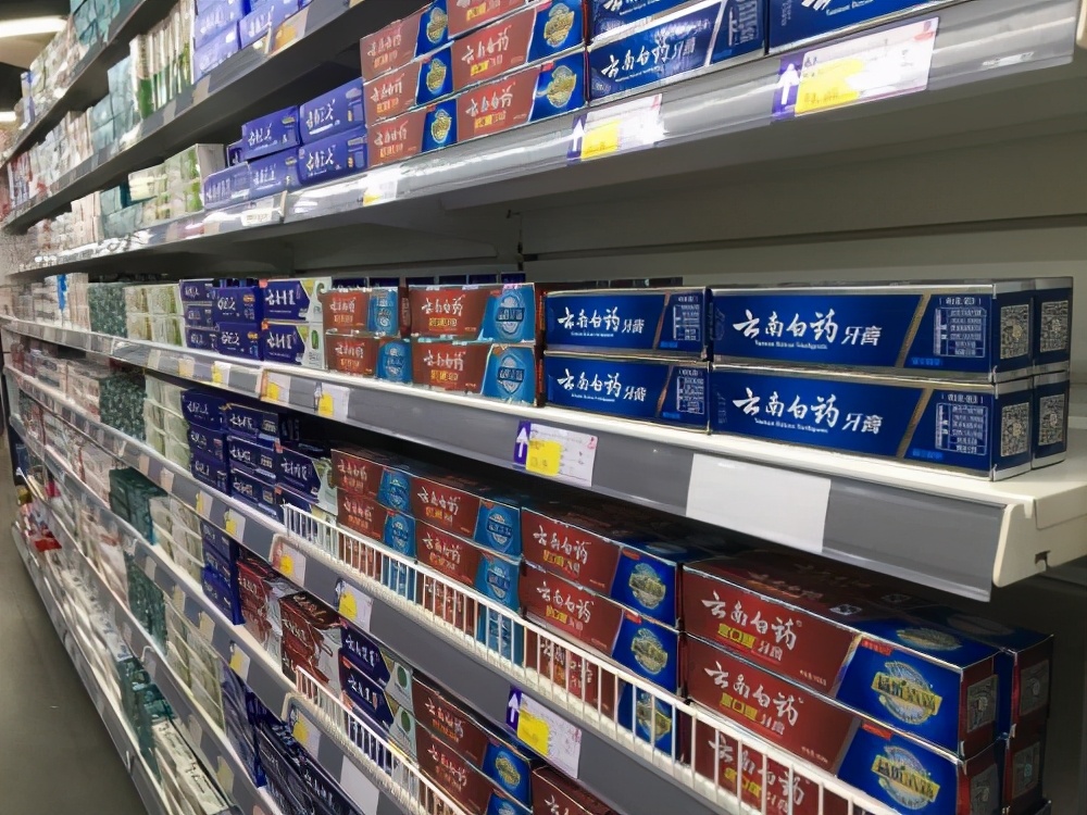 一年收入200亿的国货,去年赚了一个亿的牙膏品牌是什么