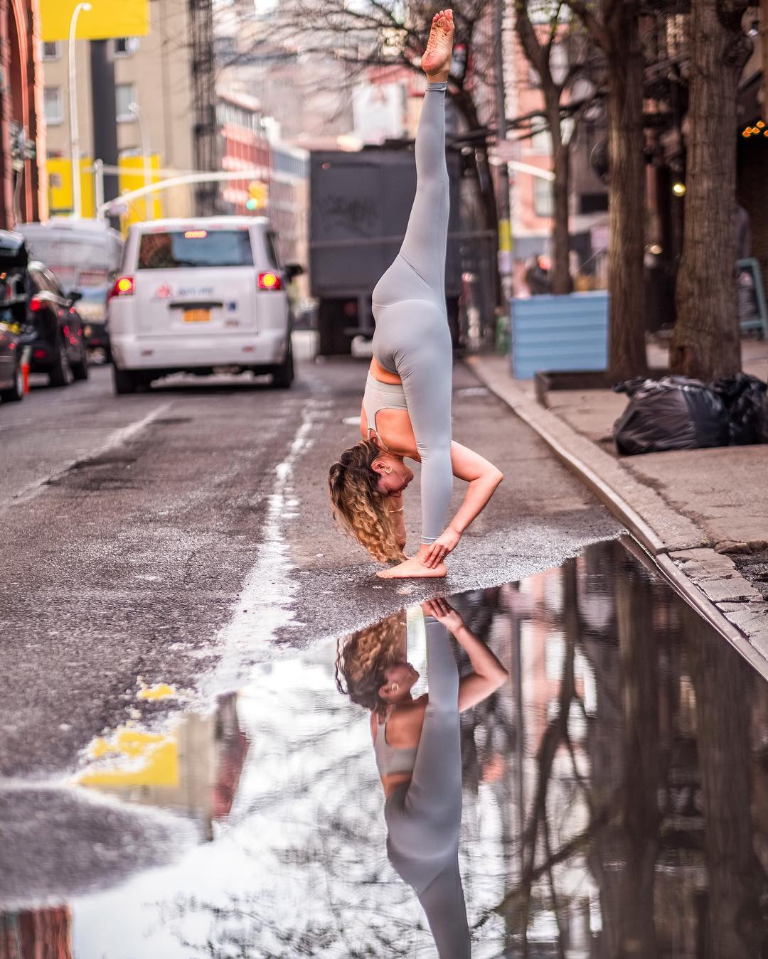 姆巴佩与小球迷见面,姆巴佩沉浸式观赛