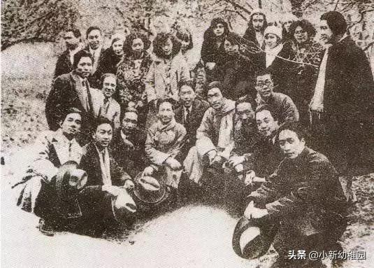 林文铮有什么诗集,林文铮笔下的新艺术运动