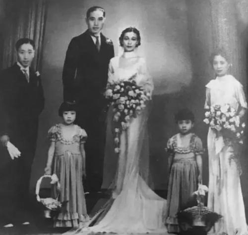 郭婉莹:优雅是唯一不会褪色的美,就算刷马桶、抓奸也要活成诗