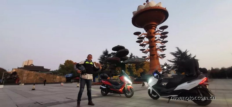 大阳300踏板性价比,大阳adv300踏板测评