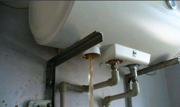 电热水器出水量小什么原因,电热水器出水量很小如何解决万和