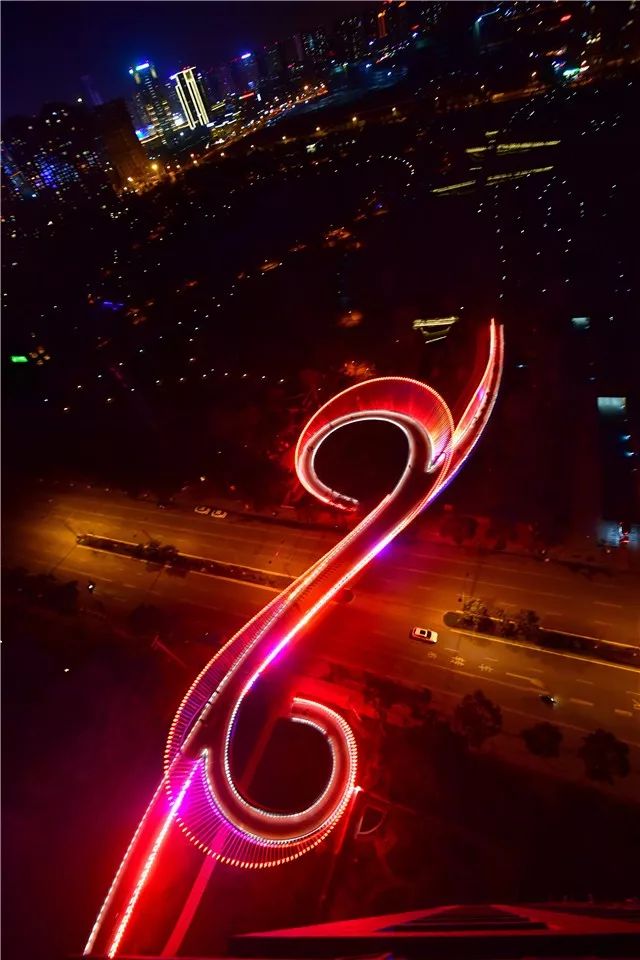 成都绿道被隔开,成都被3条路包围的楼盘