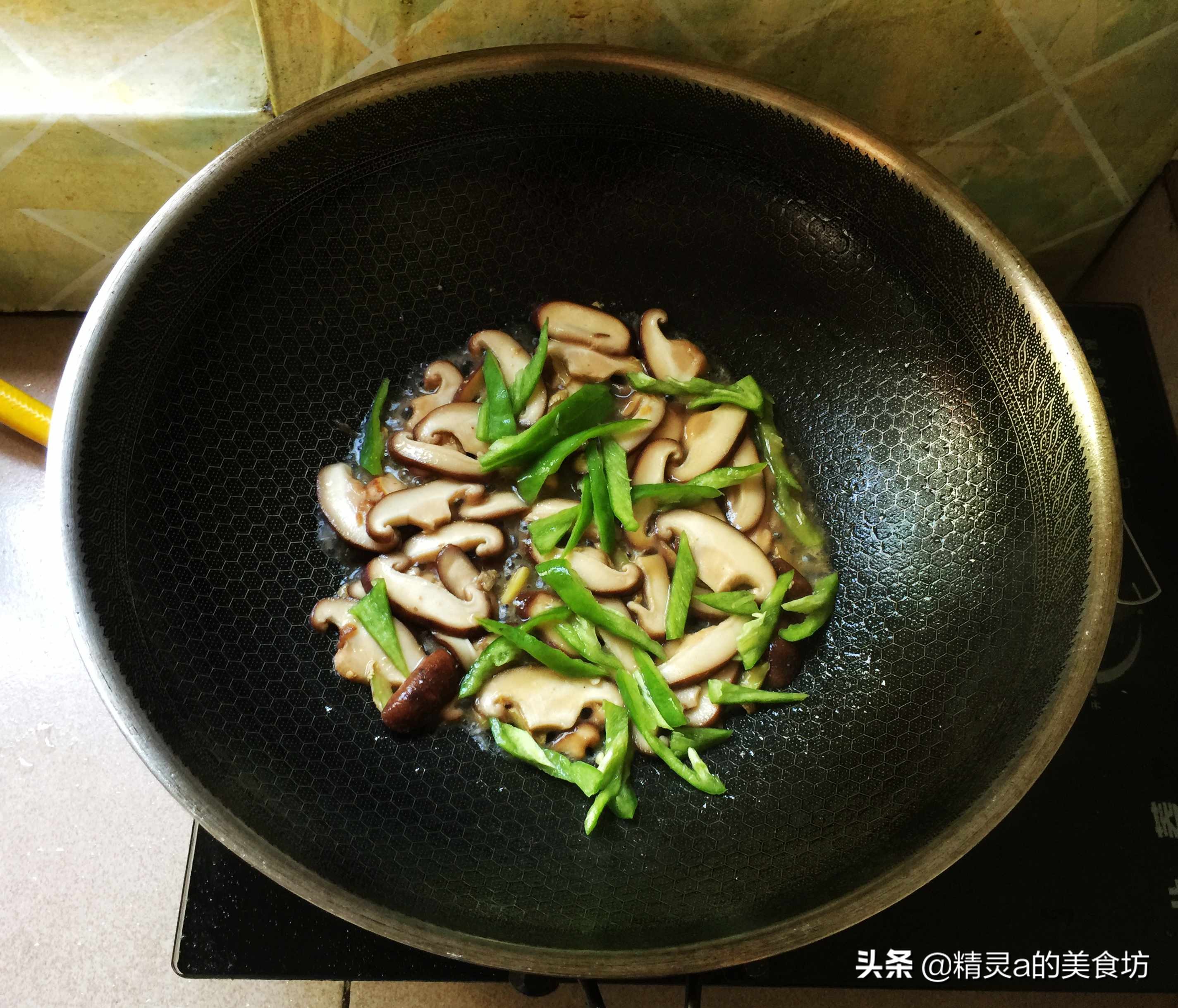 虾也可以这样做味道鲜美做法独特,虾就要这么做香气扑鼻好吃又营养