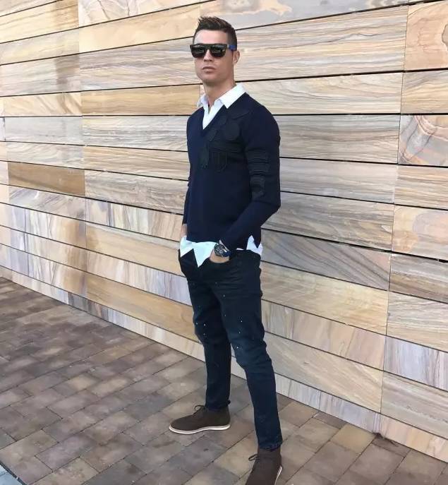 世界足坛十大美男子c罗,c罗5个世界足球先生