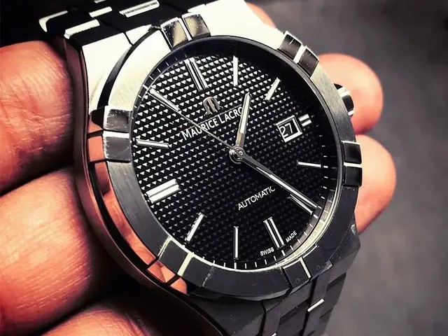 别让高仿手表“玷污”了你的手腕