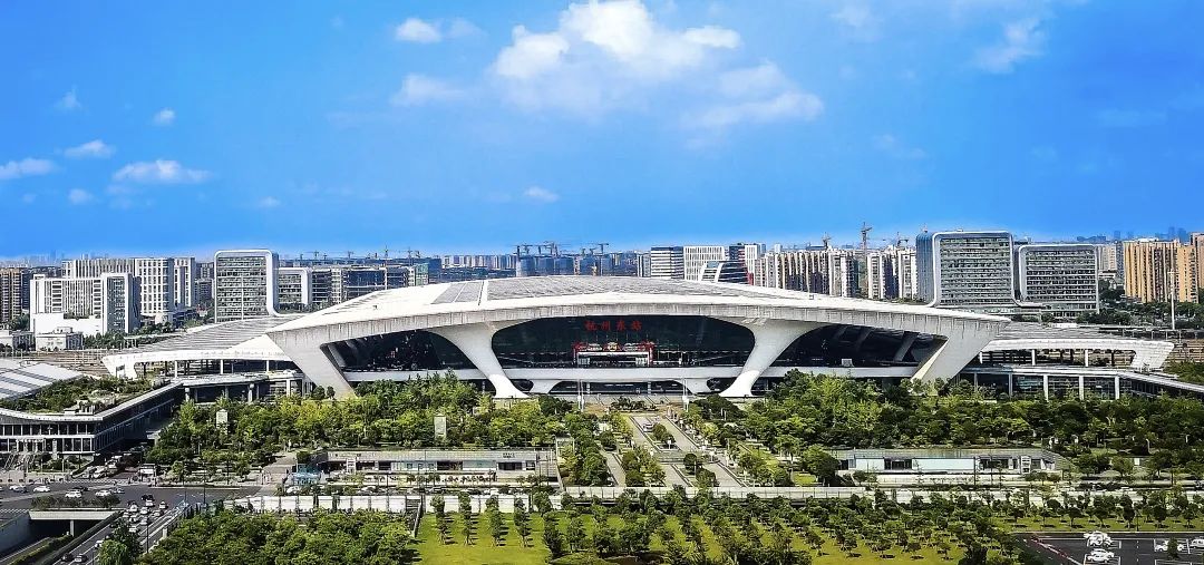 更便捷！东站这些地方一次性全面“撤杆”！东进站口今起恢复通行