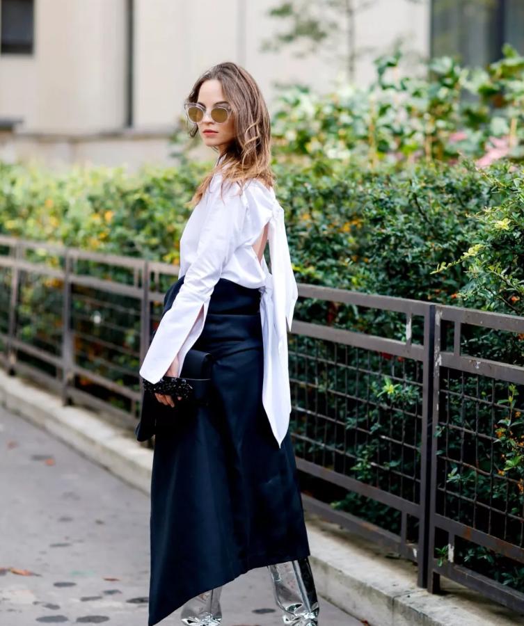 最美公交车老太太图片,最美公交老太太