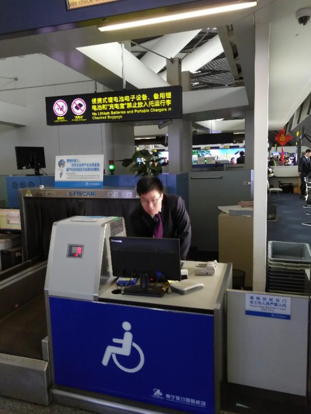 孕妇坐飞机起飞降落要注意什么,孕妇可以坐飞机吗航空小知识