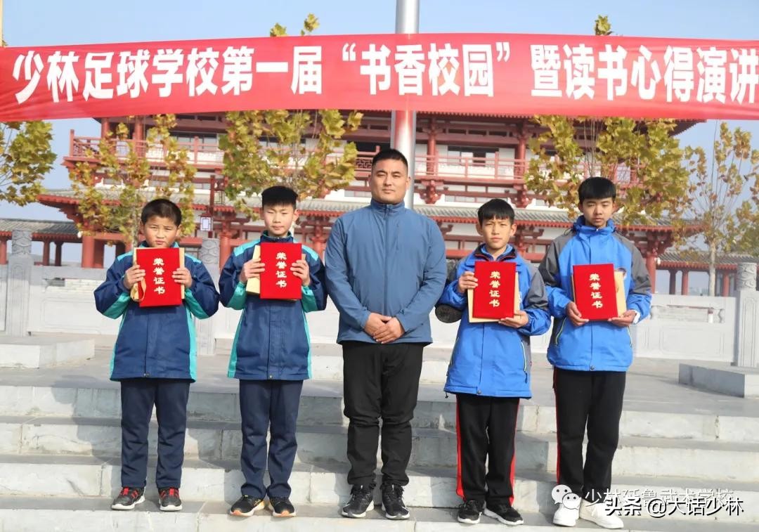 经典润心灵书香溢校园朗诵演讲稿,朗诵书香伴我成长演讲优秀视频