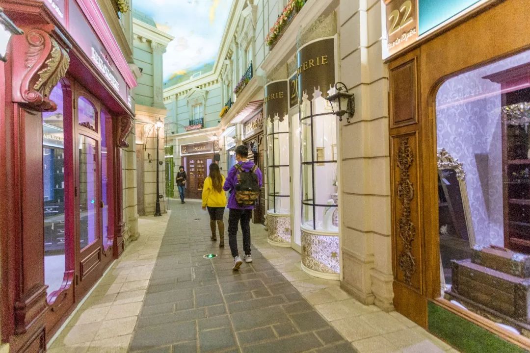 look缃戠孩,look鍝ュ摜