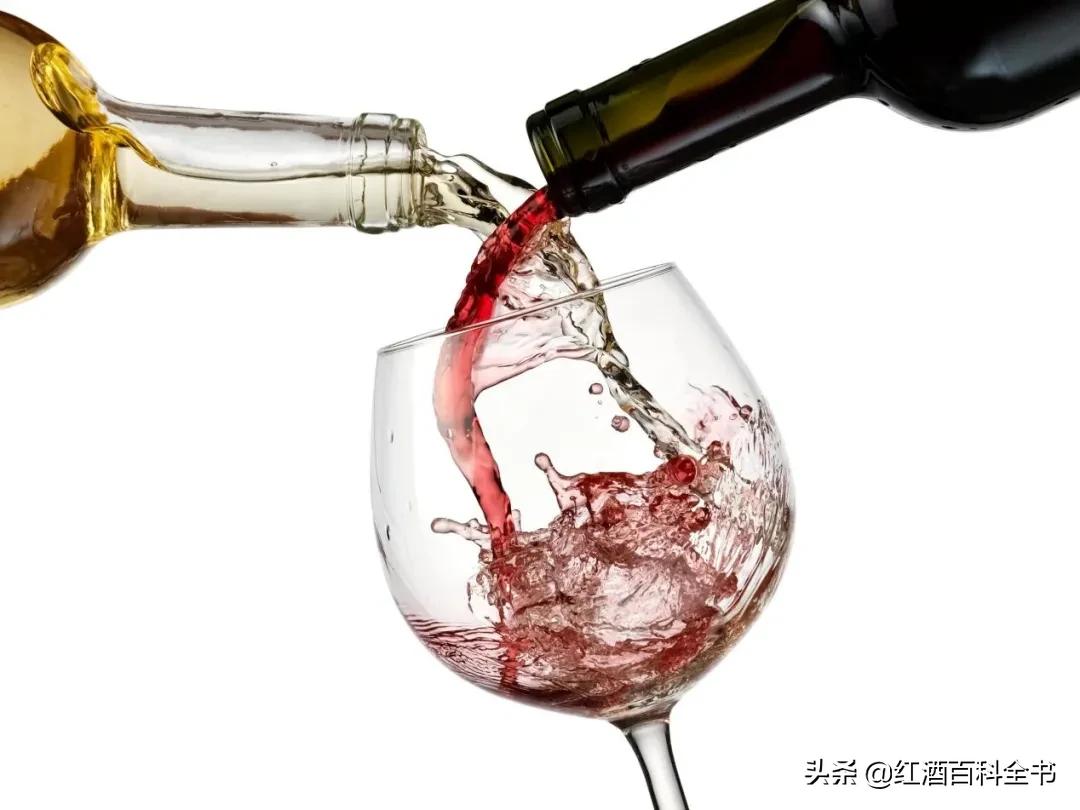 拉菲拉图木桐是一个庄主么,拉菲拉图木桐玛歌奥比昂