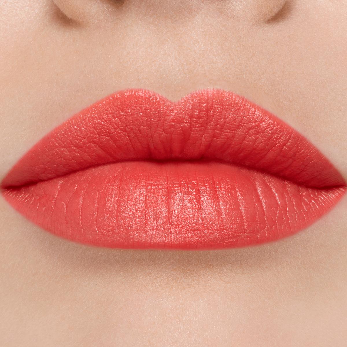 纪梵希四宫格散粉新款,2015纪梵希李宇春秀场