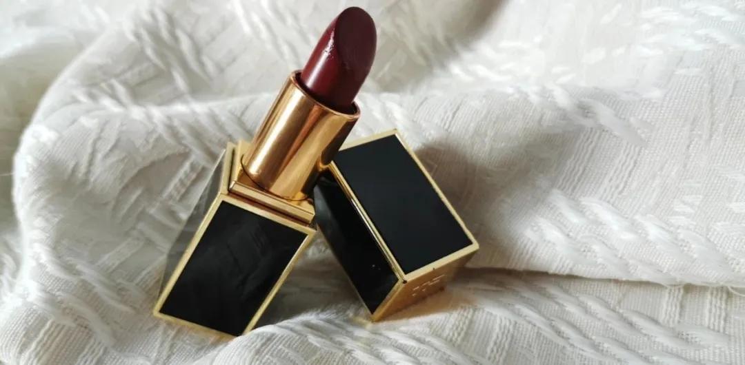 梦妆蜡笔口红黄黑皮显白,黑黄皮必入手的超显白口红