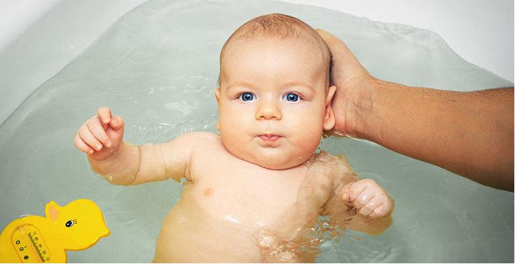 新手宝妈宝爸给宝宝洗澡正确步骤,宝妈洗澡注意事项