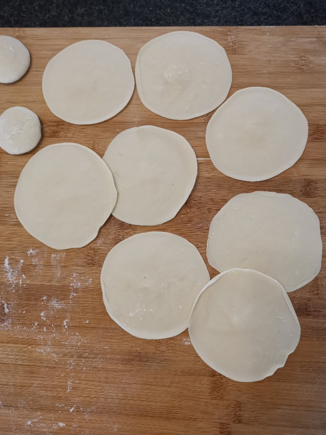 烤鸭小薄饼的家常做法,烤鸭小薄饼的做法