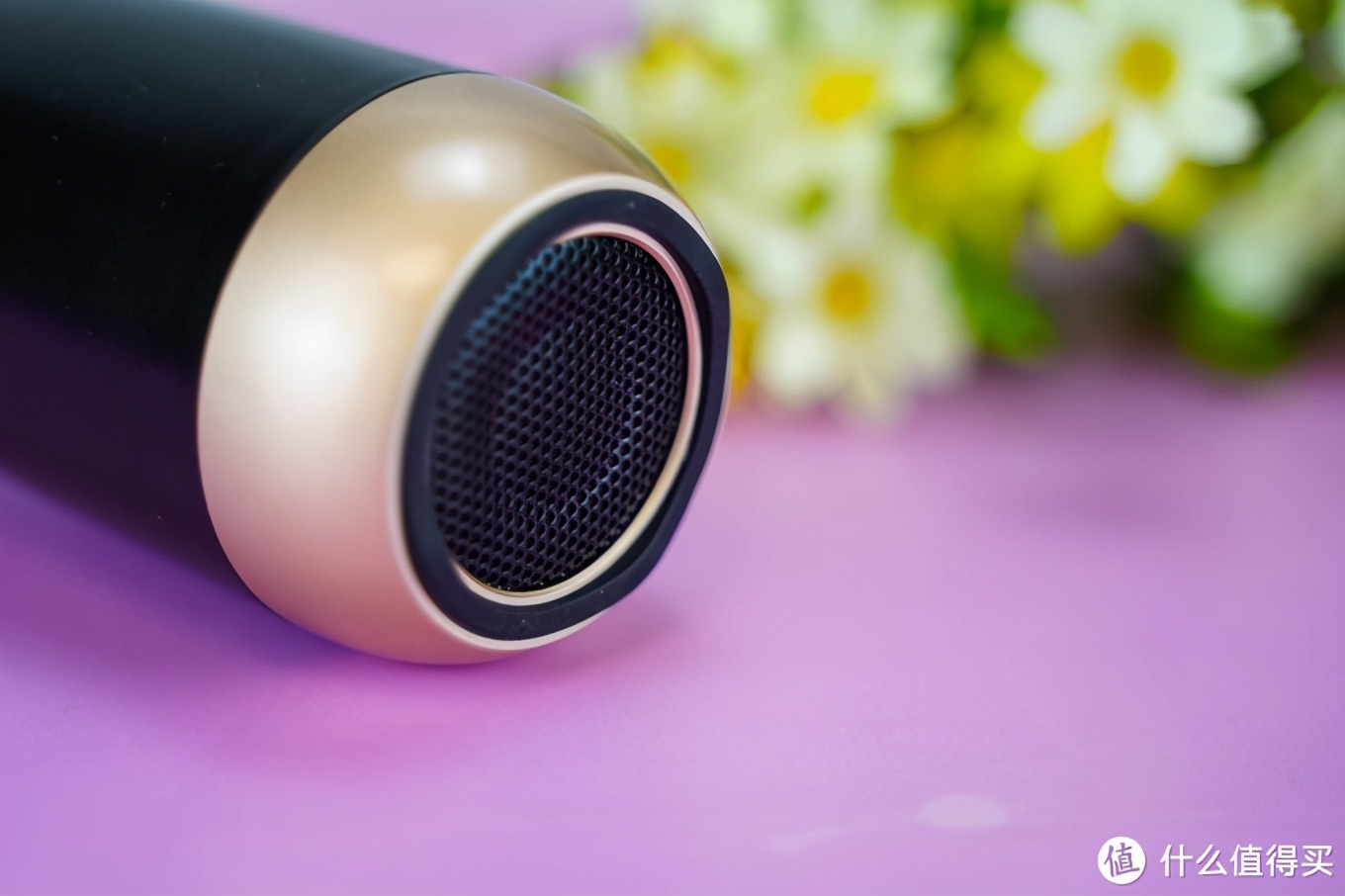 与歌手只差一个“百万调音师”？试试唱吧小巨蛋麦克风Q3