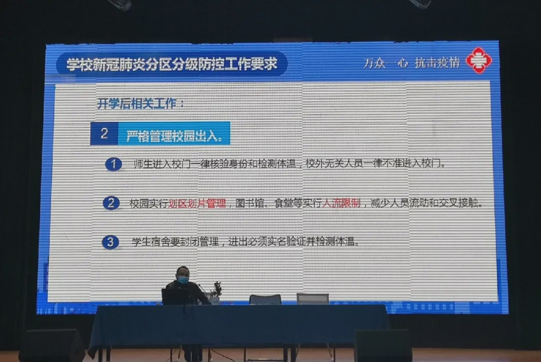 细雨过后空气清新,春雨过后的泥土气息