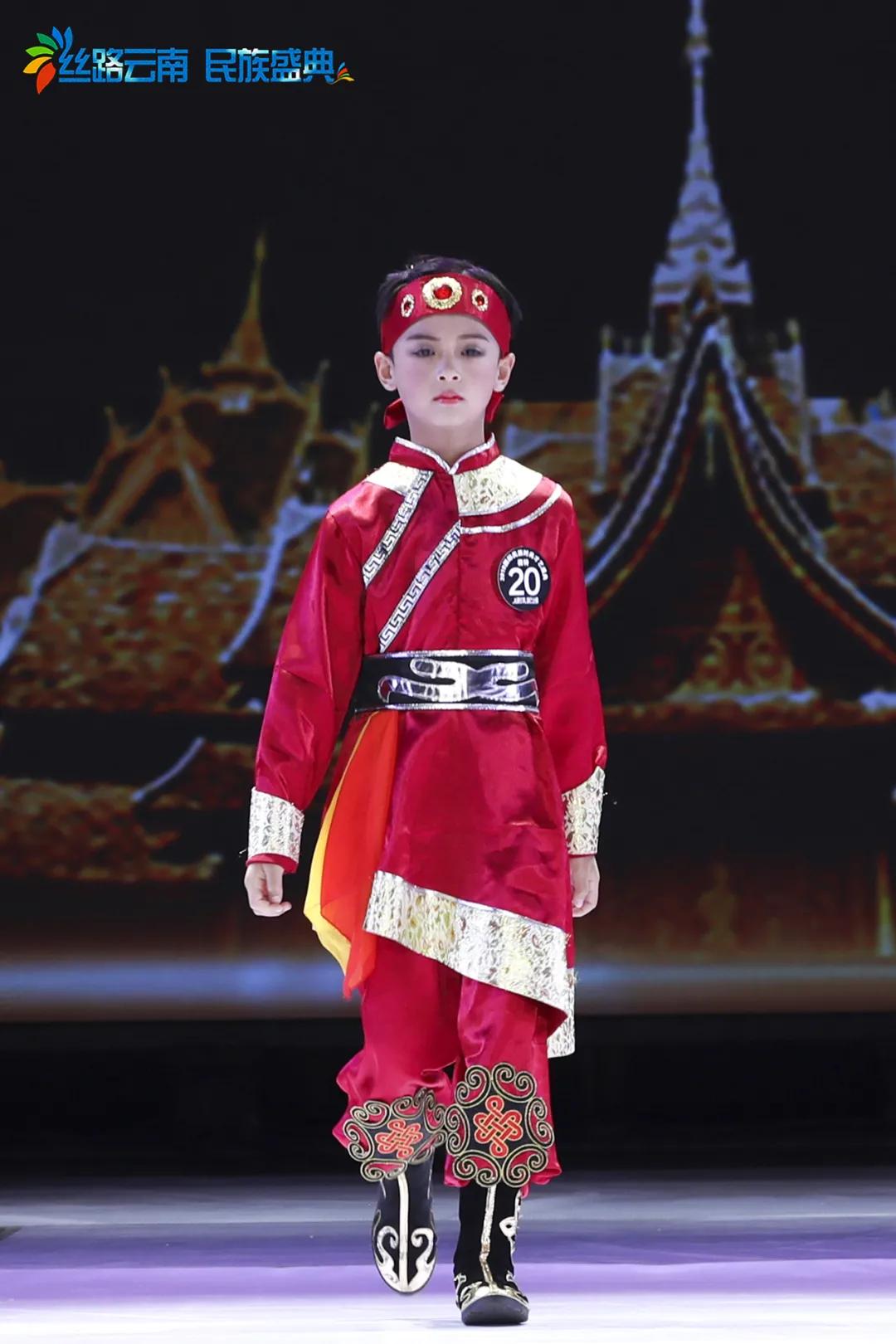 星推荐：2021国际民族模特电视大赛少儿组选手—田崇汉