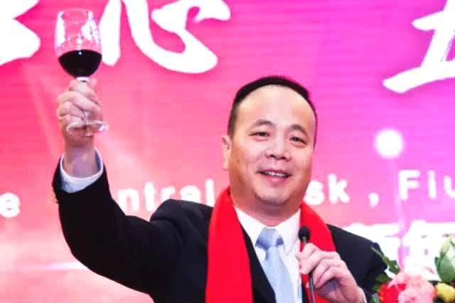 鸡排2019销售收入,一只鸡排一年能赚多少钱