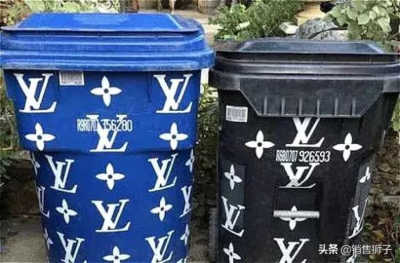 为什么这么多人喜欢t恤,为什么有人愿意花一万多买手机