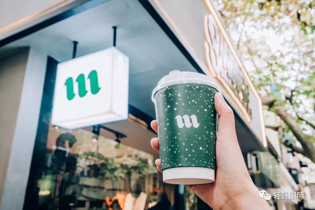 “行走的CD”JJ林俊杰来上海开咖啡店了，一杯咖啡被加价到80元