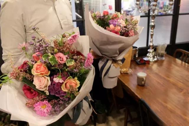 花束都做不好,你还怎么开花店