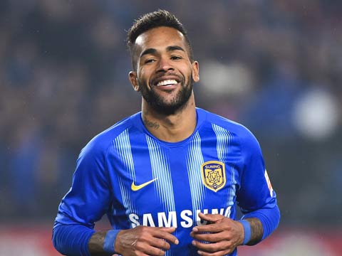 战术水贴：详解B席盘带核心技术，欧洲杯给C罗喂饼全靠他撕裂防守