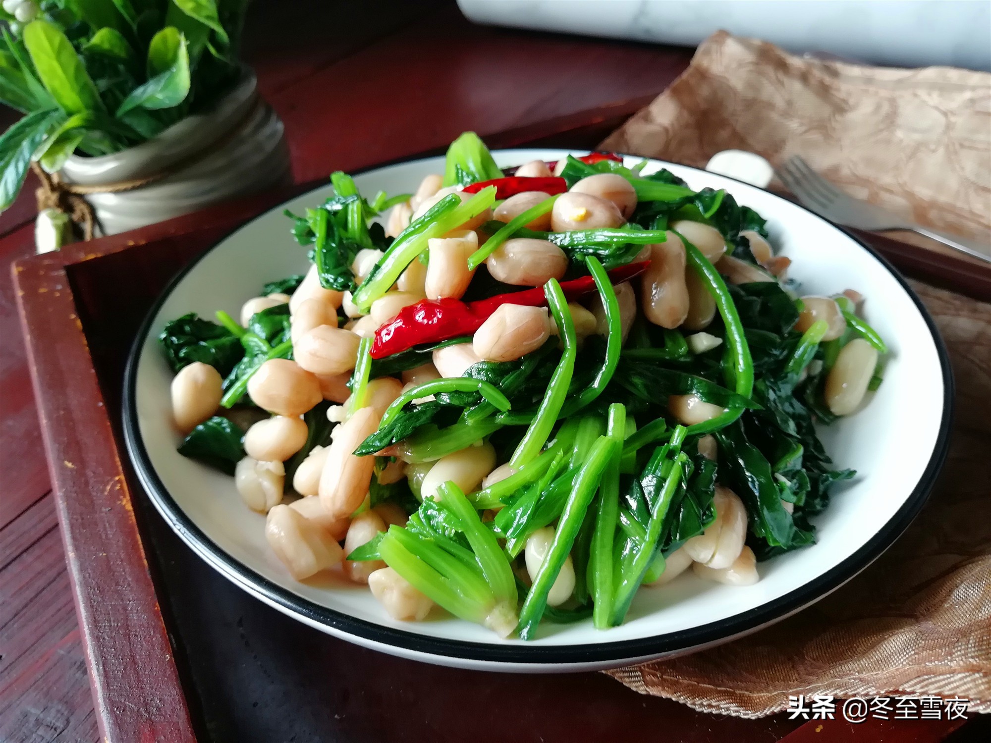 凉菜做法简单容易学，分享15道凉菜做法，过年餐桌上非常受欢迎