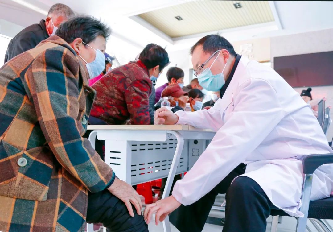 送医又传技中医惠万家