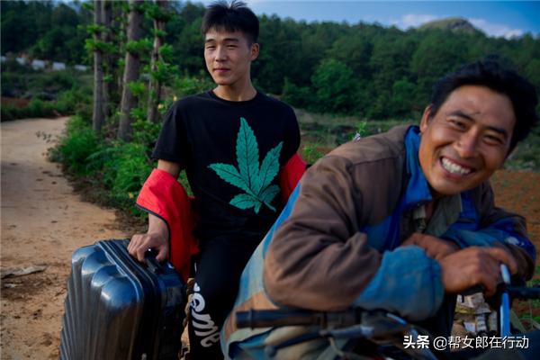 他山之石丨“拼”出新产业，小果子带来脱贫大希望，背后的故事都有啥