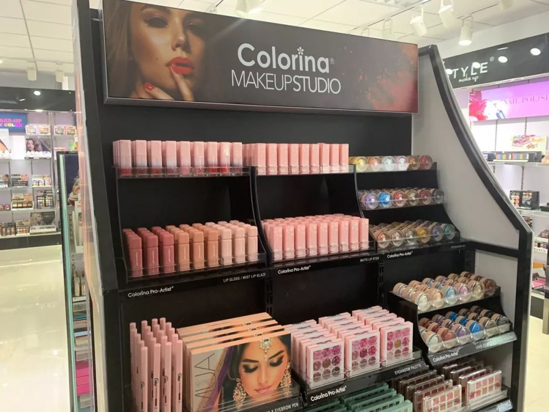 沃尔玛的供应商卖口红，一支仅售4块9，怎样才能不亏本？