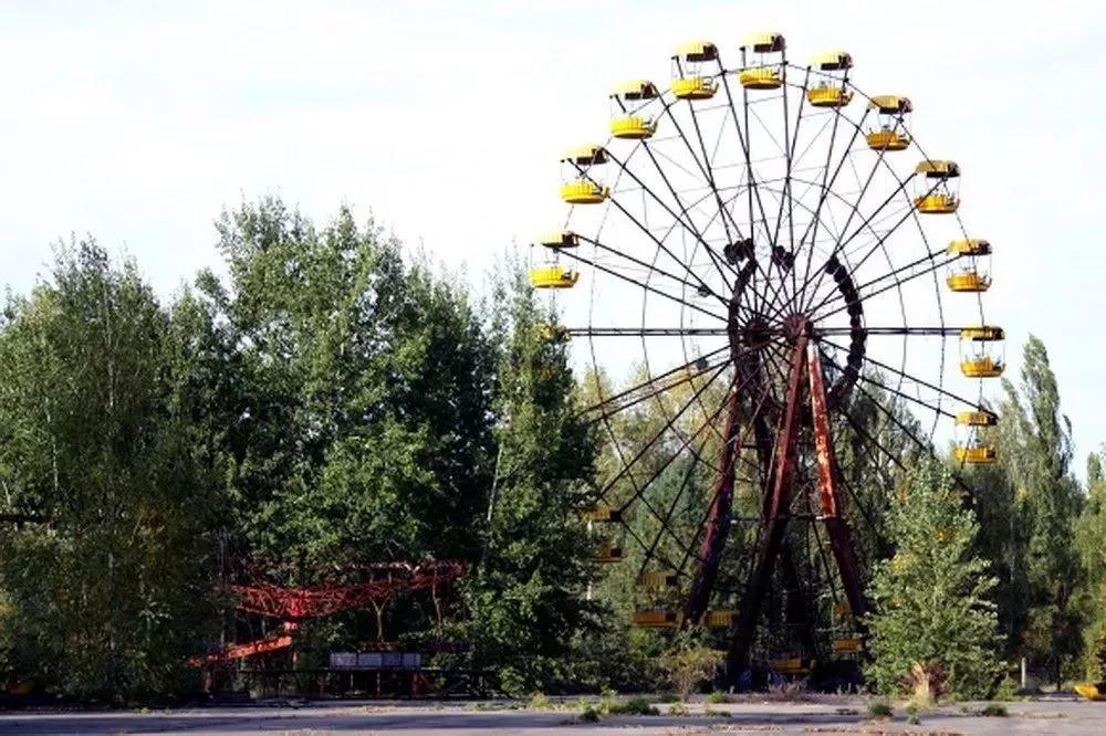 老首钢遗址在哪里,石景山首钢旧址让参观吗