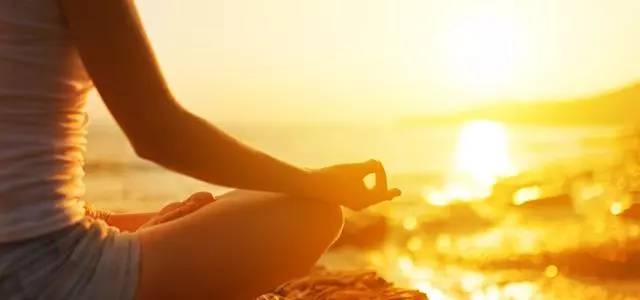 如何冥想快速进入深度睡眠,如何长期冥想