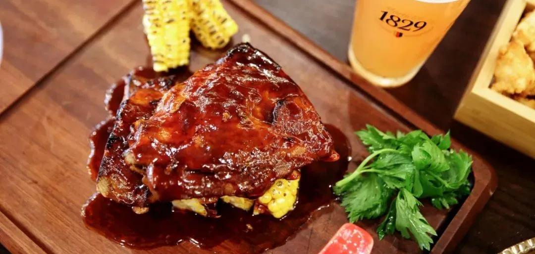 新店实探！通州西餐厅，德式烤猪肘，罕见大露台，20多款精酿啤酒