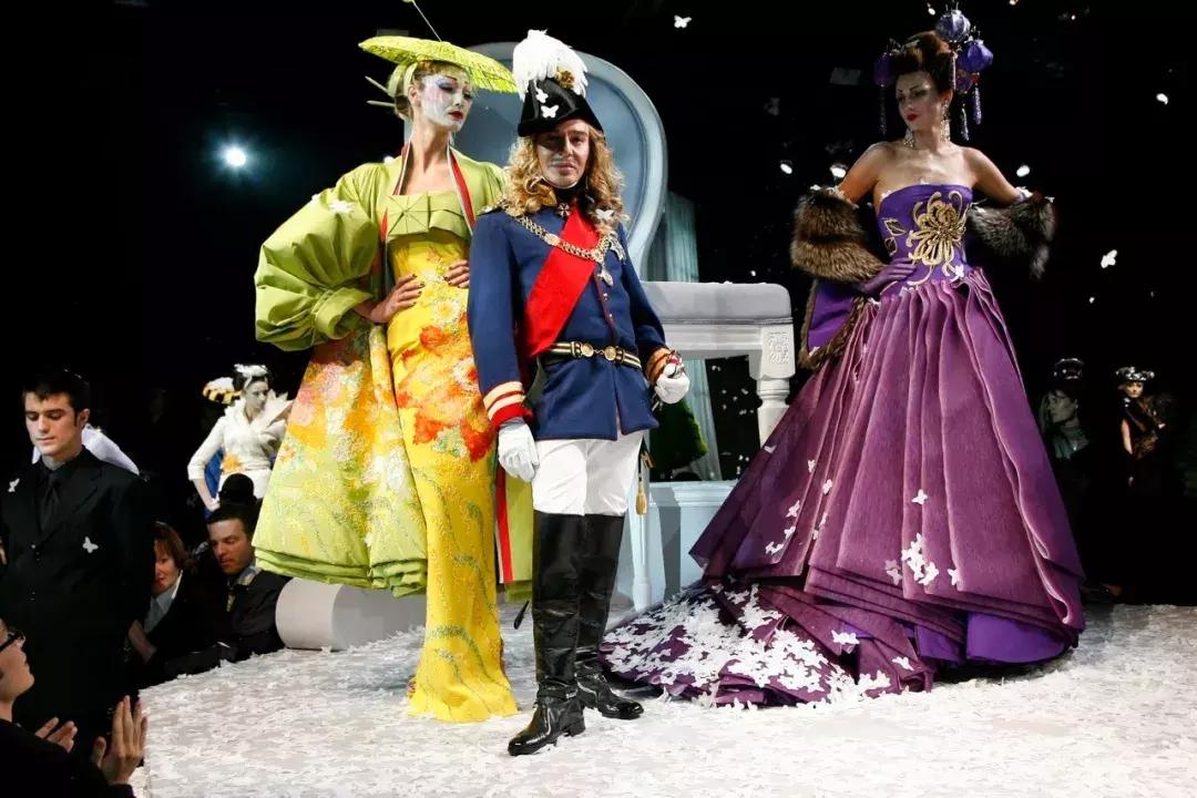 选择蓝色的好处,选择蓝色的人是什么心理