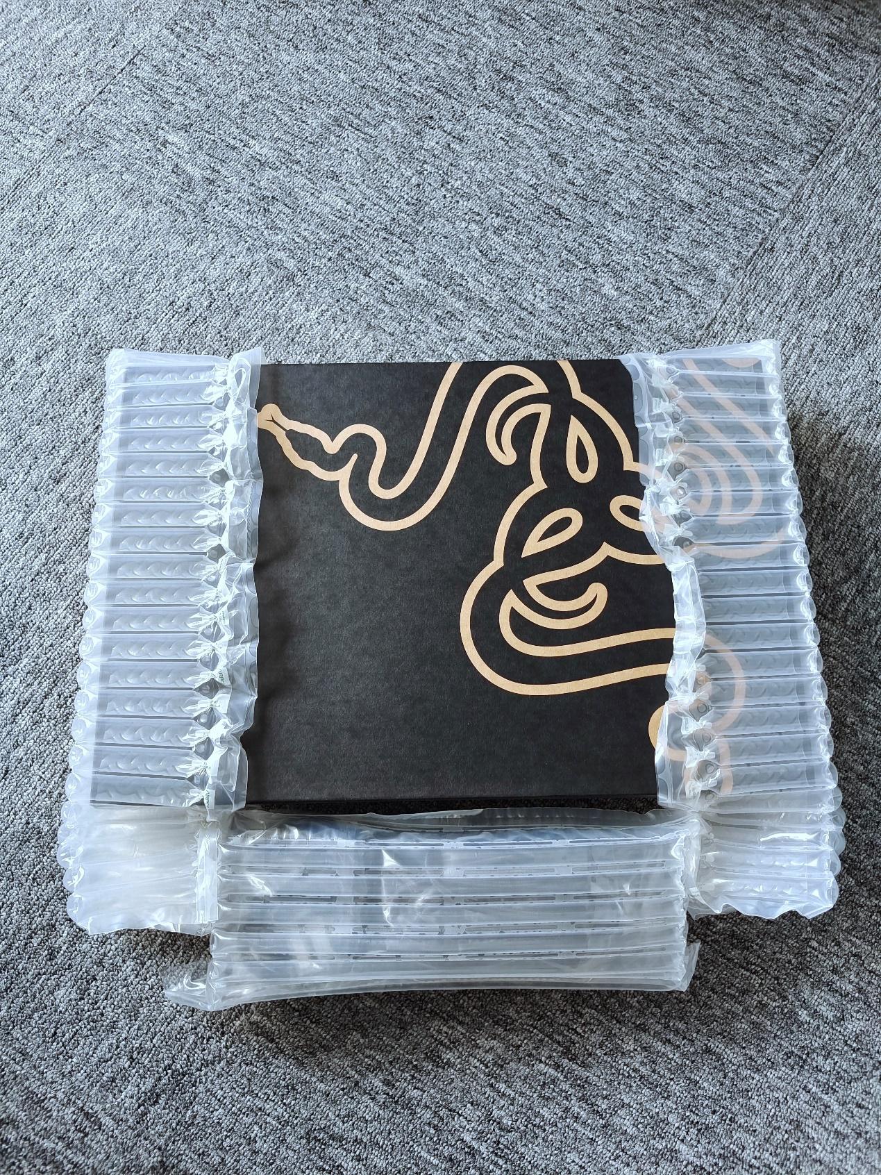 雷蛇灵刃rtx2060游戏测评,雷蛇灵刃18顶配2023款测评