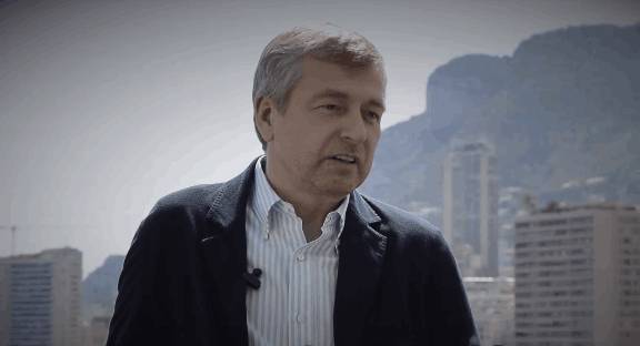 黑店的老板,黑店club董事长