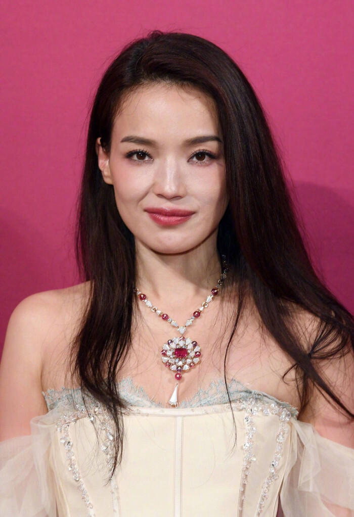 盘点脸型靠发型改造而变帅,换发型如换脸根据脸型设计发型