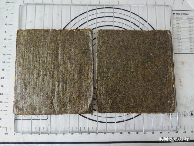 教你做网红零食海苔夹心脆，酥脆好吃不粘牙，酱汁的做法是关键