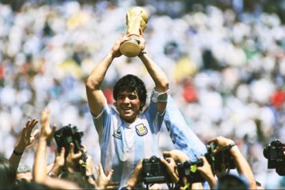 历史最佳中场视频,历史最佳马拉多纳还是梅西