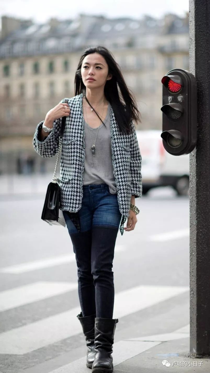 又轻又实用的名牌包,中国名牌包排行榜前十名及价位