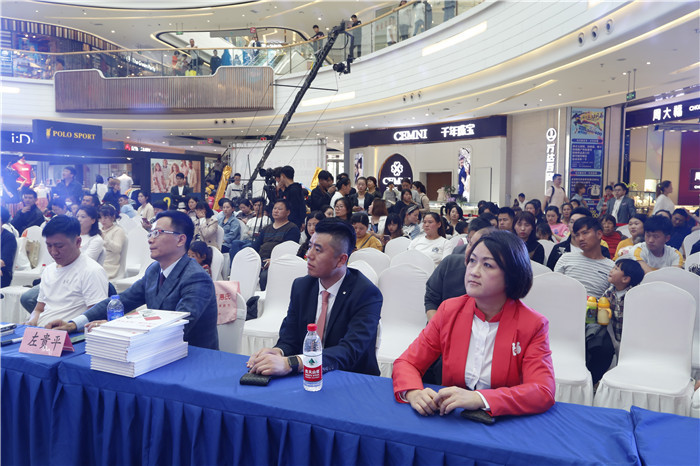 坚强妈妈桑兰阜阳有约，喜喜月子12年庆暨阜阳店开业