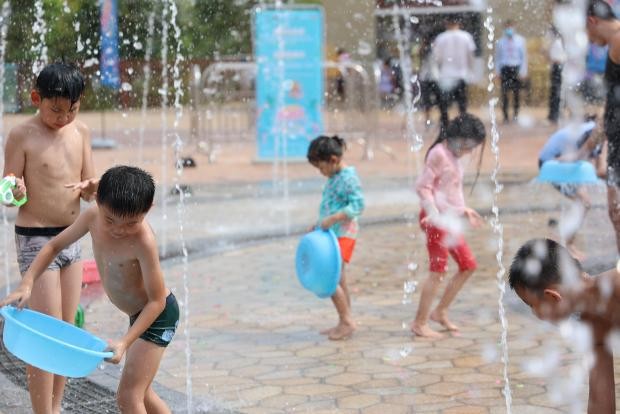 奥园英德巧克力王国全景,奥园英德巧克力王国乐园直播