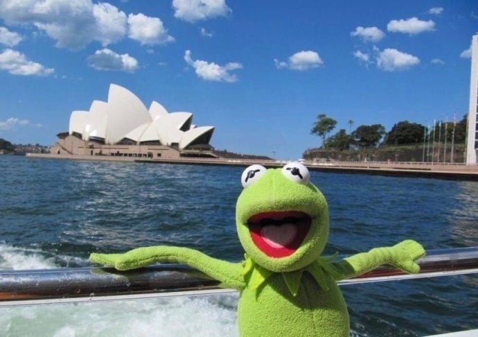 一起来和Kermit潮蛙学习游客照的正确拍摄方式！