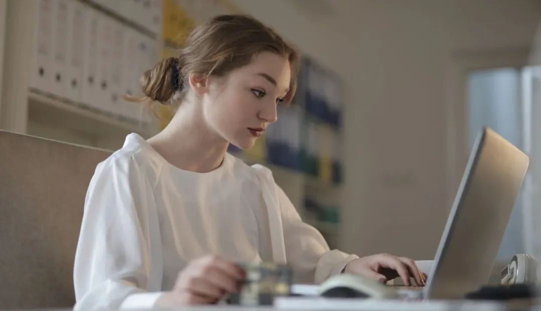 当事人对律师不满意怎么办,当事人不信任律师怎么处理