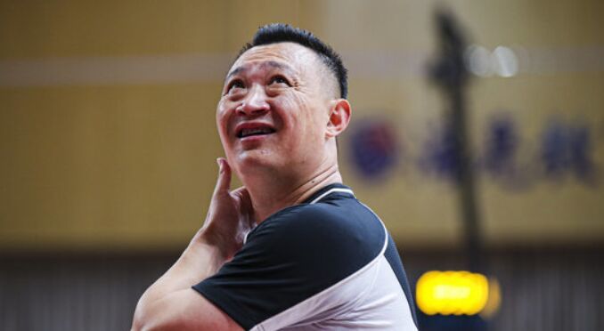 山东力克广厦夺天王山,山东队绝杀广厦